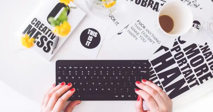 Blogger